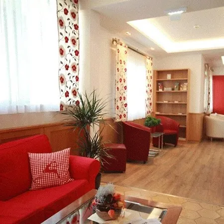 Alpine Apartment- Apartman *